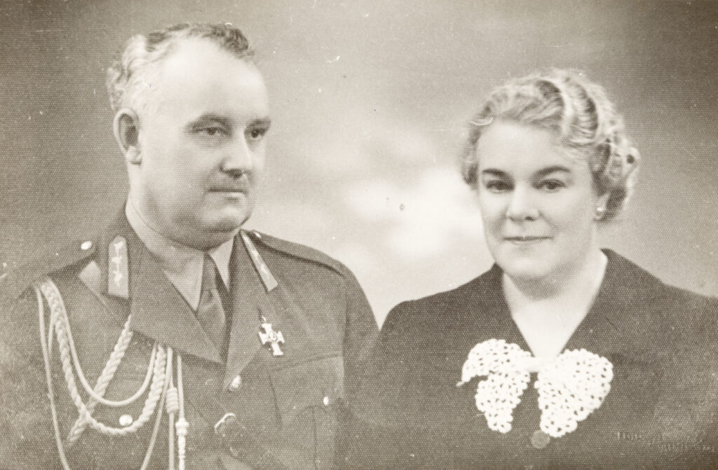 Commander in chief of the Estonian army, Johan Laidoner (1884-1953), with his wife Maria (1888-1978) in 1930. Photo: Estonian War Museum.