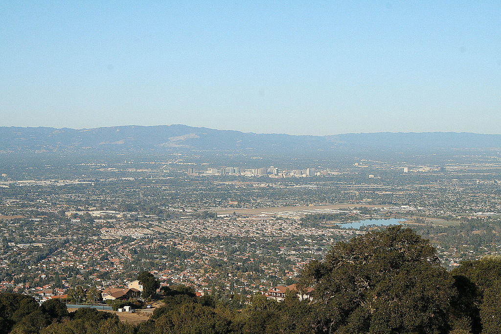 1024px-San_Jose_Skyline_Silicon_Valley