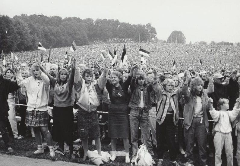 The summer of 1988 witnessed a series of concerts and joint singing in Estonia, soon to turn into a large-scale popular movement, and later called the Singing Revolution.