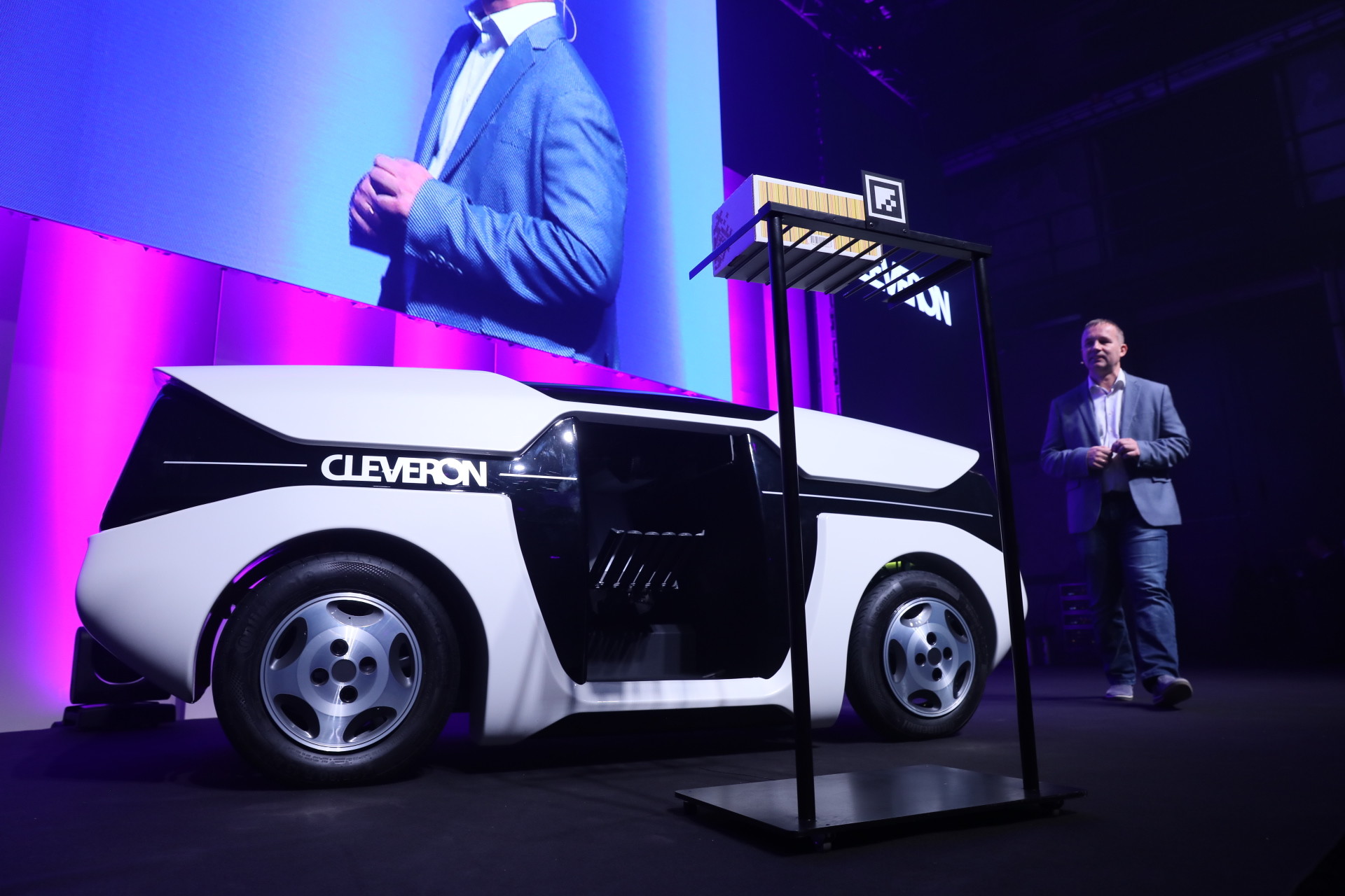 Cleveron's new autonomous robot delivery system. Image courtesy the company.