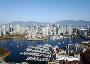 Vancouver skyline – lee robinson