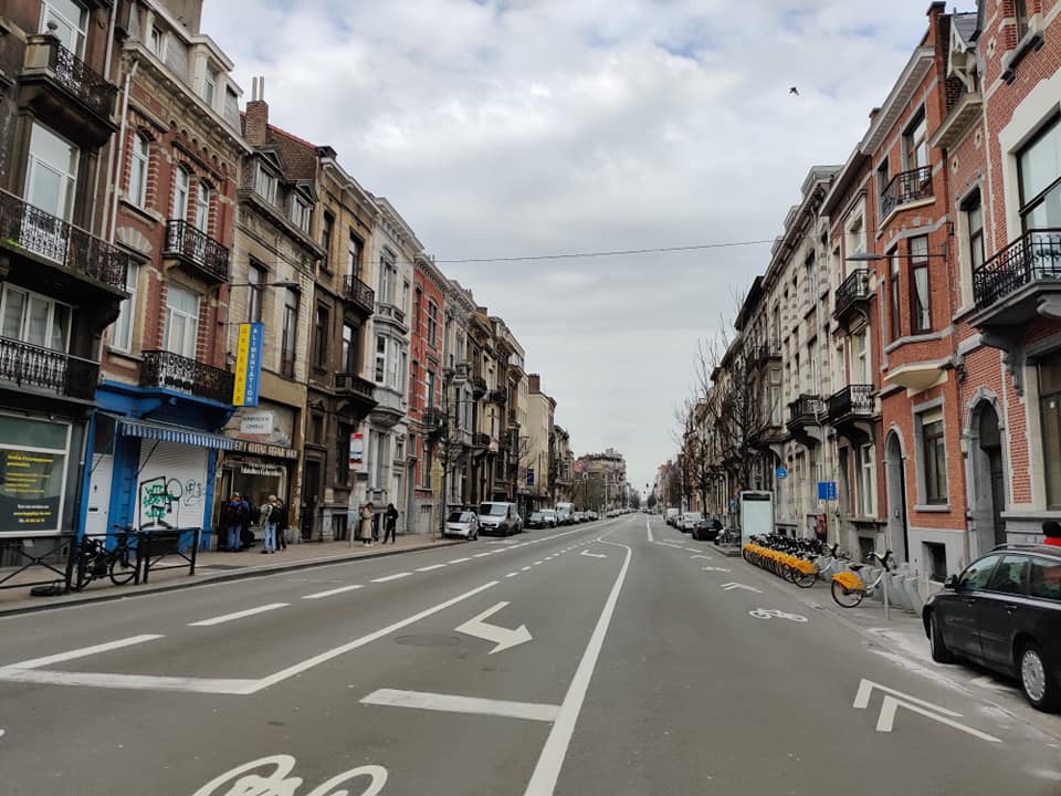 On work days, the usually congested streets are empty. Photo by Silver Meikar.