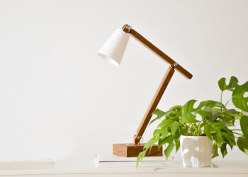 EHA desklamp.