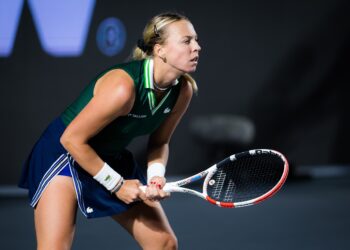 Anett Kontaveit playing at the 2021 WTA Finals in Guadalajara, Mexico. Photo by WTA.