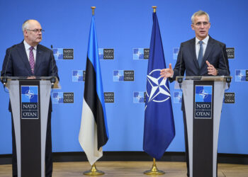 The President of Estonia visits NATO