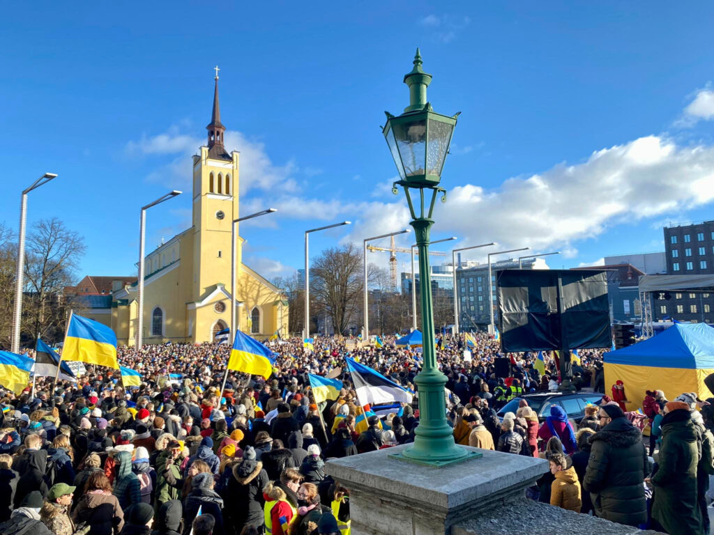 At least ten thousand people gathered at Freedom Square in the Estonian capital, Tallinn, to express their support to Ukraine. Photo by Silver Tambur.