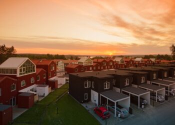 Wooden houses, built by an Estonian company EstHus, in Sweden. Photo by EstHus.