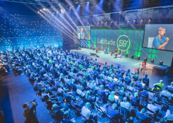 A former Estonian president, Kersti Kaljulaid, speaking at a Latitude59 event in 2021. Photo by Latitude59.