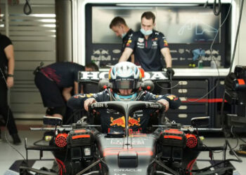 Jüri Vips behind the wheel of the Red Bull RB18 Formula One car. Photo by FIA.