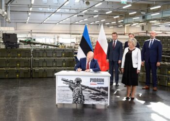 Estonia and Poland are to jointly procure PIORUN short-range man-portable air defence systems, also known as MANPADs; photo by Mesko S.A.