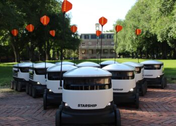 Starship delivery robots pictured in the US. Photo by Starship.