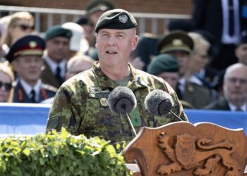 Major General Riho Ühtegi, the commander of the Estonian Defence League, speaking at the Victory Day celebrations in Viljandi on 23 June 2023. Photo by the Estonian Defence Forces.