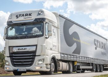 A truck owned by Stark Logistics, an Estonian company partly owned by Kaja Kallas’s husband, Arvo Hallik. It emerged on 23 August that the company has not ceased operations with Russia. Photo from Stark Logistics website.