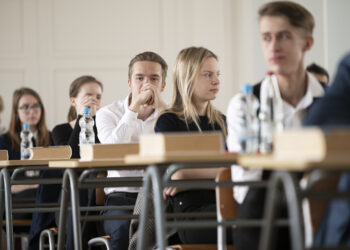 Students taking state exam in Estonia. Photo by Aivo Kallas.