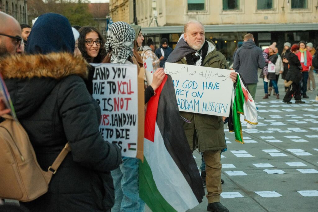 Anti-Jewish leaflets distributed in Tallinn, people arrested for ...