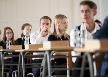 Estonian high school students. Photo by Aivo Kallas.