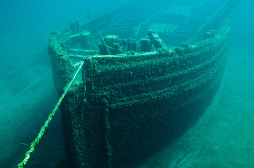 A shipwreck. Photo by NOAA on Unsplash.