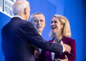 The Estonian prime minister, Kaja Kallas, meeting with the US president, Joe Biden, and the NATO secretary-general, Jens Stoltenberg, at the NATO summit. Photo by NATO.