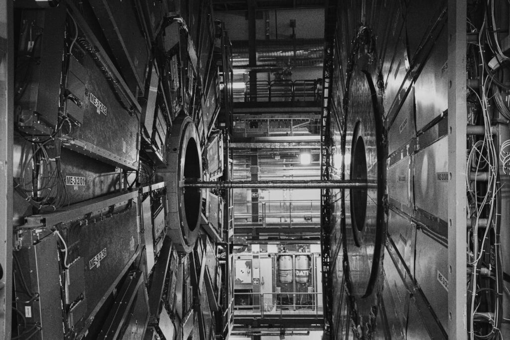 The Large Hadron Collider, the world's largest and highest-energy particle collider. It was built by CERN between 1998 and 2008 in collaboration with over 10,000 scientists and hundreds of universities and laboratories across more than 100 countries. Photo by Antonio Vivace/Unsplash.