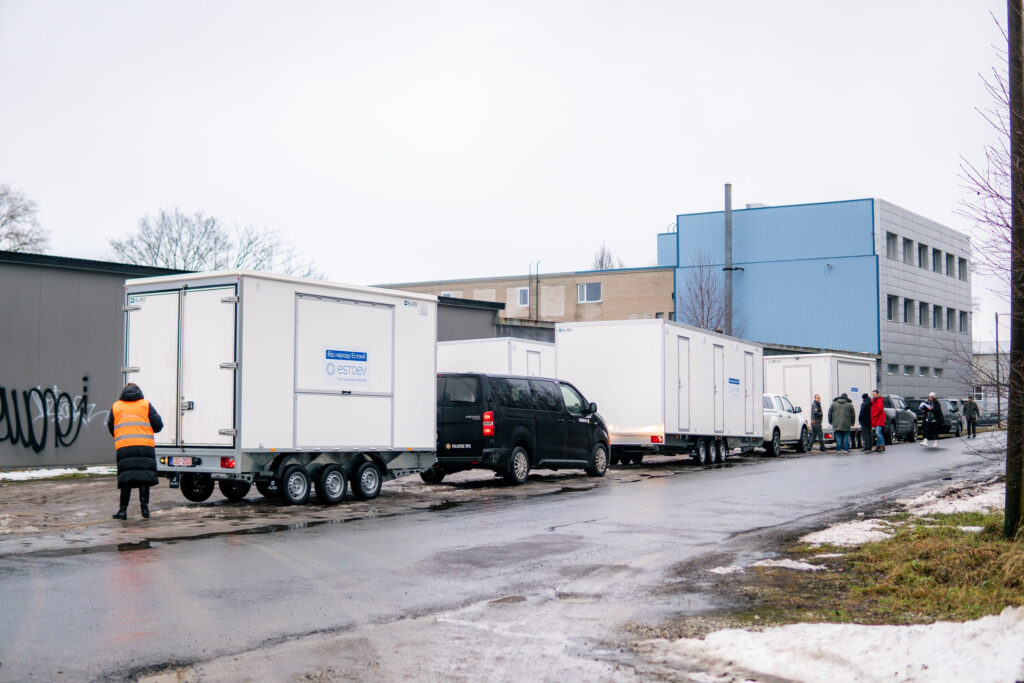 A nine-trailer mobile demining camp has embarked on the journey from Estonia to Ukraine. Photo by the Estonian foreign ministry.