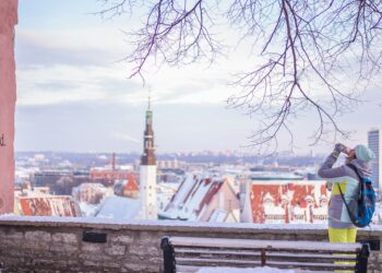 A view to Tallinn's Old Town. Photo by Ilya Orehov/Unsplash.