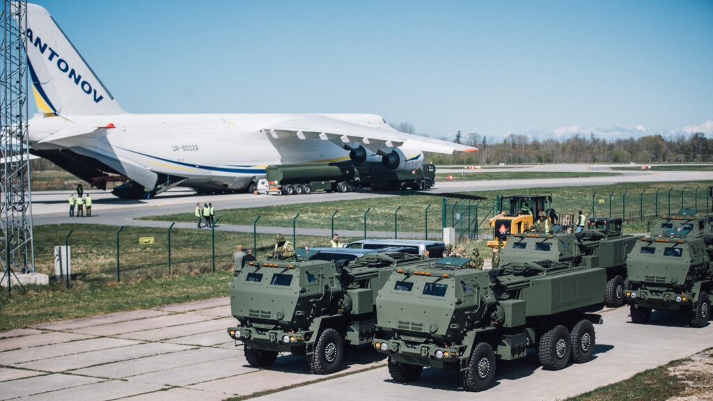 The US-supplied HIMARS launchers, transported aboard a Ukrainian Antonov An-124 Ruslan, arrived at Ämari Air Base, Estonia. Photo by Siim Verner Teder