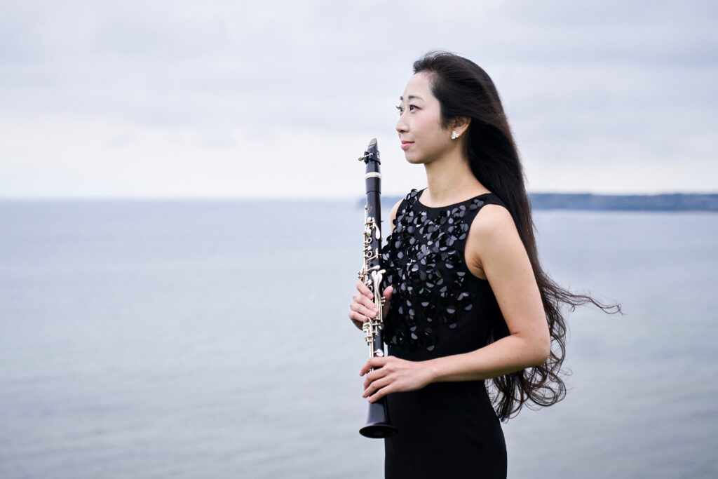 Music is something deeply mystical and personal for Soo-Young – something that has no end. That very mystery is what captivates her and gives her the strength to continue her journey as a musician. Photo: Kaupo Kikkas