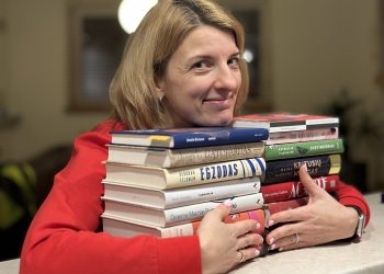 Kristina Andla loves books; she eagerly reads literature in both Estonian and Lithuanian. Private collection.
