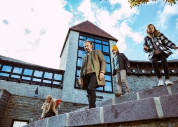 Walking in Tallinn's Old Town. Photo by Virgo Haan.