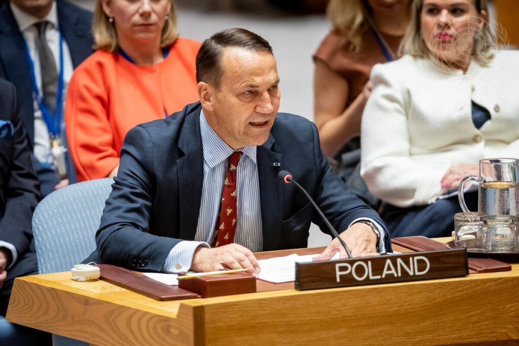 Poland’s foreign minister, Radosław Sikorski, was blunt: “If another missile or aircraft enters our airspace without permission – and gets shot down – please don’t come here to whine about it. You have been warned.” Photo by UN.
