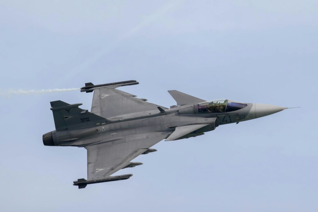 SAAB Jas 39 Gripen fighter of the Hungarian Air Force at the airshow held in Italy on 4 May 2024. Photo by Edoardo Bortoli/Unsplash.
