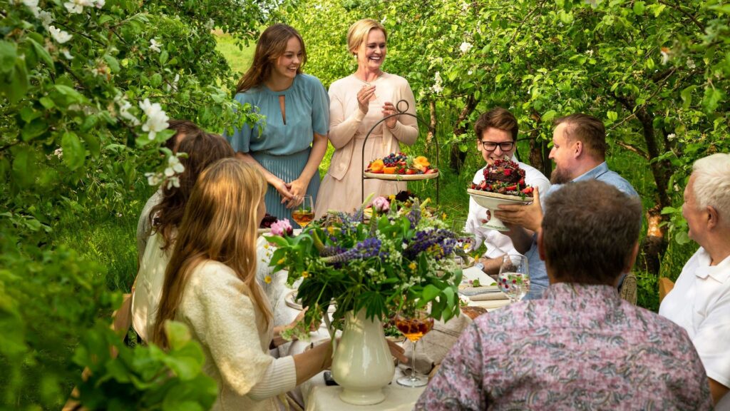 A garden party in Estonia. Photo by Hele-Mai Alamaa.