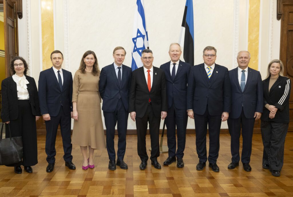 Israel's foreign minister Gideon Sa’ar meeting with the Estonian parliament's foreign affairs committee on 11 November 2025. Photo by Erik Peinar.