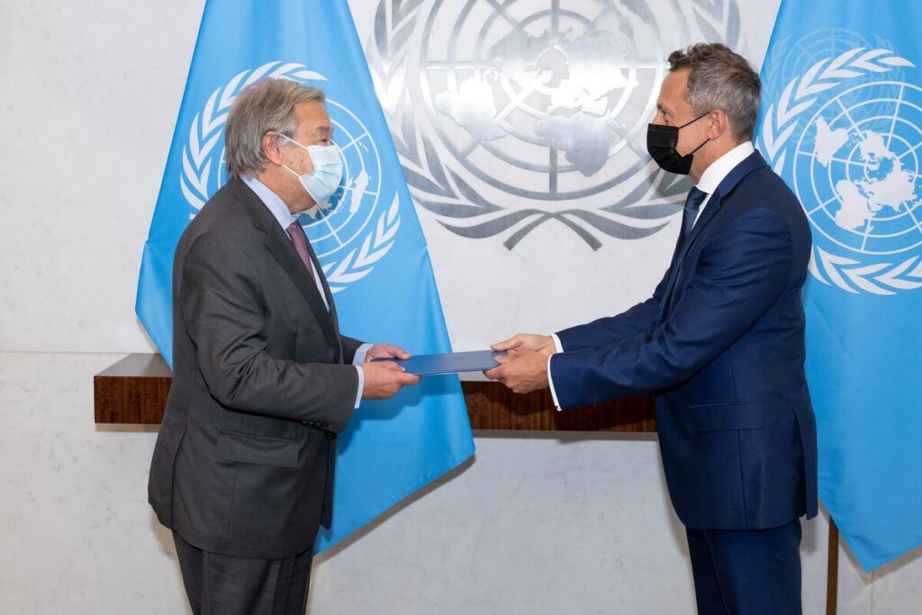 On 30 August 2022, Estonia’s Ambassador to the United Nations, Rein Tammsaar (right), presented his credentials to UN Secretary-General António Guterres, reaffirming Estonia’s commitment to a UN-centred, rules-based international order and international law as key to national security. Photo: the Estonian foreign ministry.