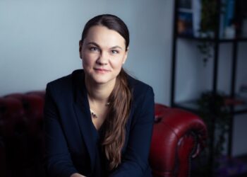 Karen K Burns. Private collection.