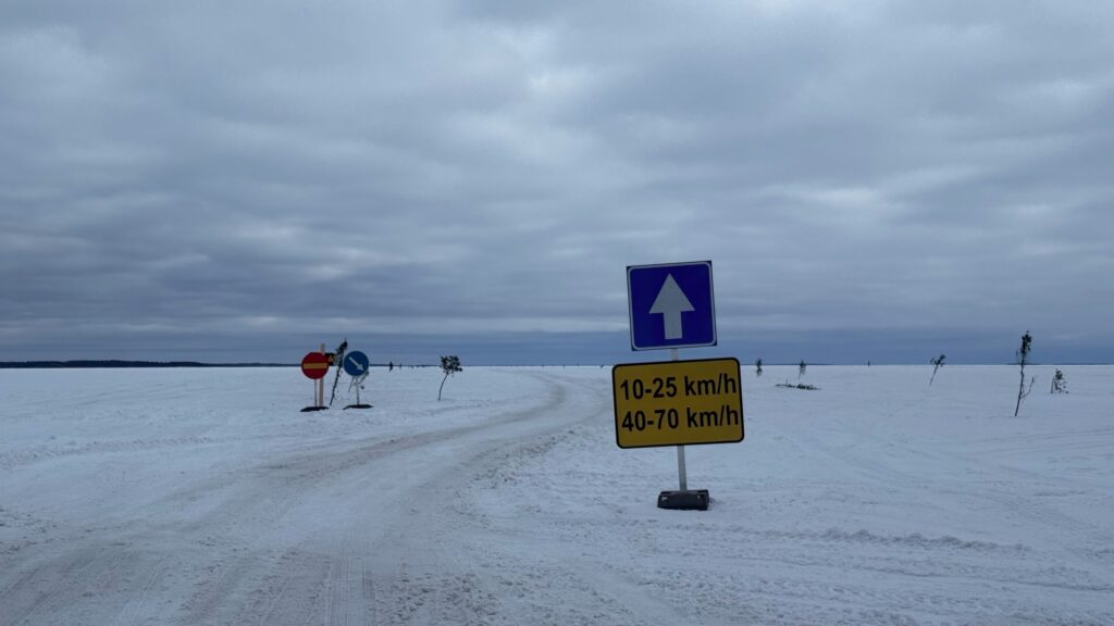 On Estonia’s ice roads, seatbelts are illegal – and so is driving at mid-range speeds: you must keep to 10–25 km/h or 40–70 km/h. Photo by David Millington.