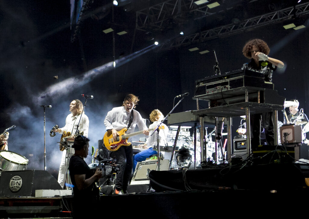 Arcade Fire performing live in 2017. Photo by Leonardo Samrani / CC BY 2.0 licence.