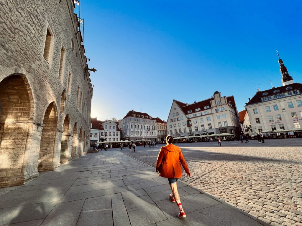 Tallinn Town Hall Square, the symbolic heart of the Old Town, where the city needs to bring locals and visitors back in greater numbers. Photo by Payam Moin Afshari on Unsplash.