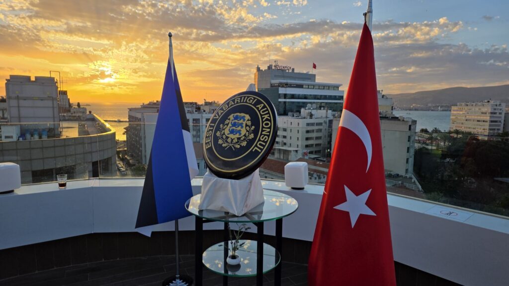 The Estonian and Turkish flags at the opening of Estonia’s new honorary consulate in Izmir, overlooking the Aegean coast. Photo by the Estonian foreign ministry.