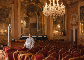 Renata Sõukand in one of Ca’ Foscari University’s historic halls in Venice. Photo by Alina Birjuk.