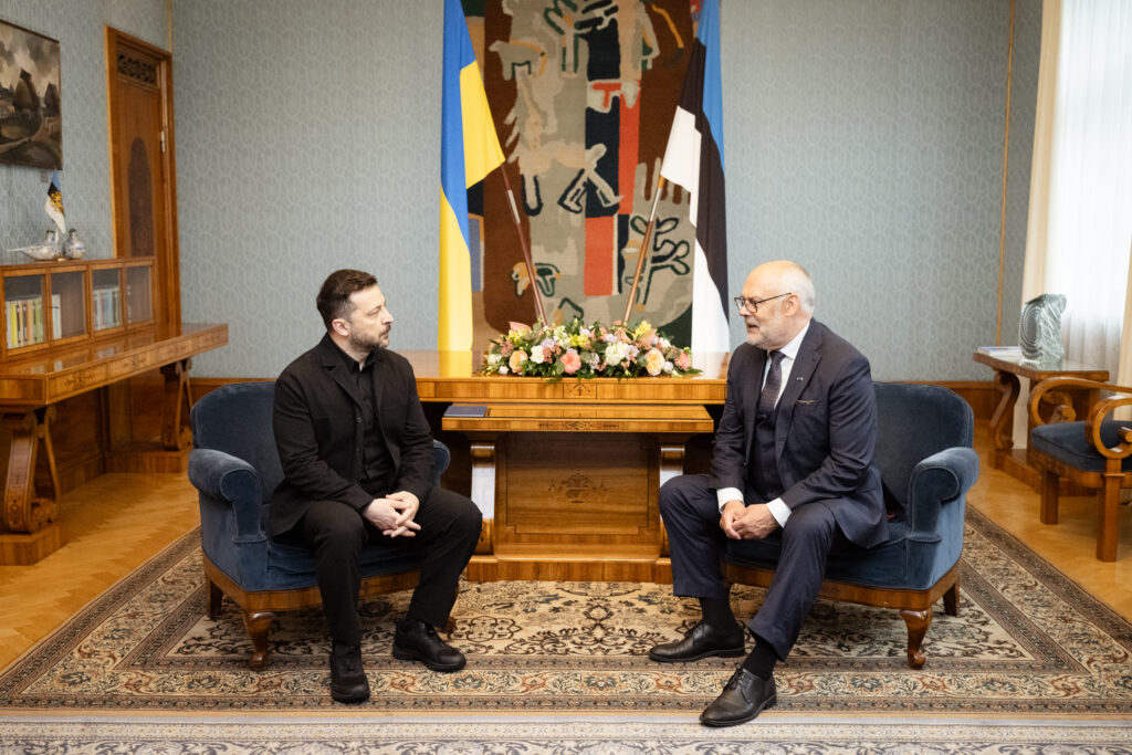 The Ukrainian president, Volodymyr Zelenskyy, meets the Estonian president, Alar Karis, at Kadriorg in Tallinn on 9 June 2026. Photo by Raigo Pajula.