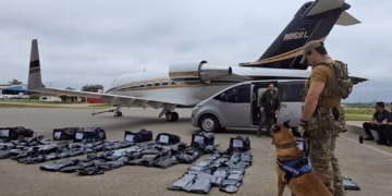 The Challenger 604 jet in which the cargo was transported. Photo by Paraguay’s anti-drug agency, SENAD.