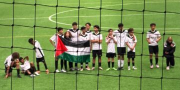 Players from FC Vaujours display a Palestinian flag during the Tallinn Cup under-14 tournament in Tallinn. Photo courtesy of Kert Valdaru.