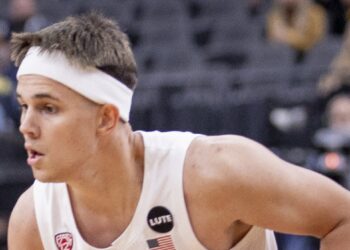 Kerr Kriisa during his time with the Arizona Wildcats. Photo by Marc-Grégor Campredon, CC BY-SA 2.0.
