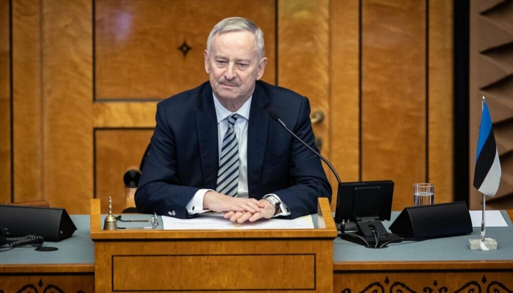 Siim Kallas chairing a sitting of the Riigikogu. He served as the Estonian parliament’s second vice-president from 2019 to 2021. Photo: Siim Kallas's official Facebook page.