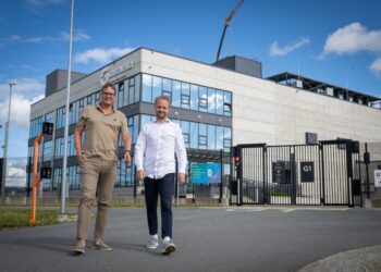 Tensor Estate co-founders Martin Salo (left) and Miko Niinemäe outside Greenergy Data Centers in Hüüru. Photo by Raigo Pajula.
