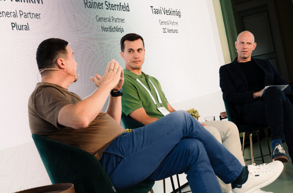 From left, Sten Tamkivi, Rainer Sternfeld and Taavi Veskimägi participating on a panel at the Baltic VCA summit. Photo by Tiit Tamme.