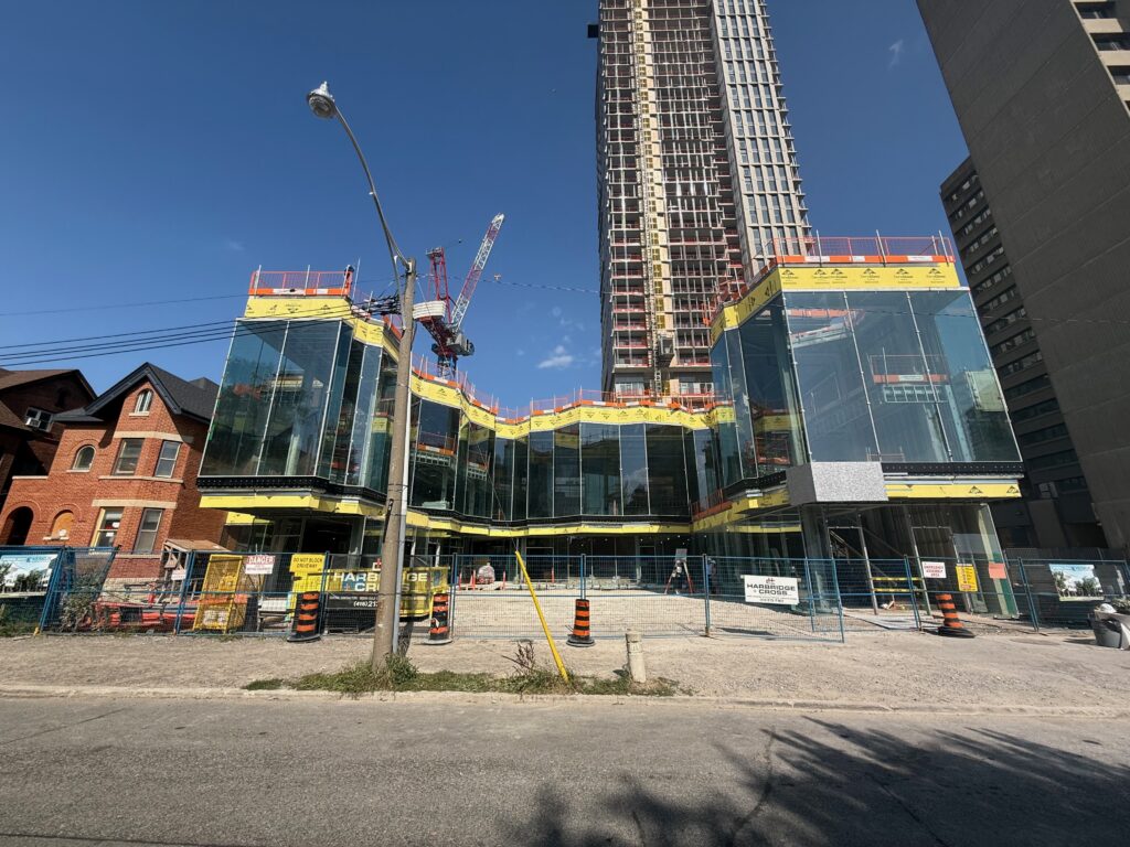 Keskus at the end of August 2026, with the Tartu College building on the right, and the heritage brownstone on the left. Photo by Sten Hankewitz.